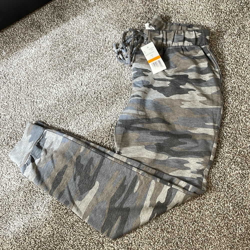 Lola Grace/S/Camo Joggers